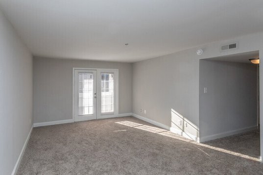 interior view at Woodlands at Cascade